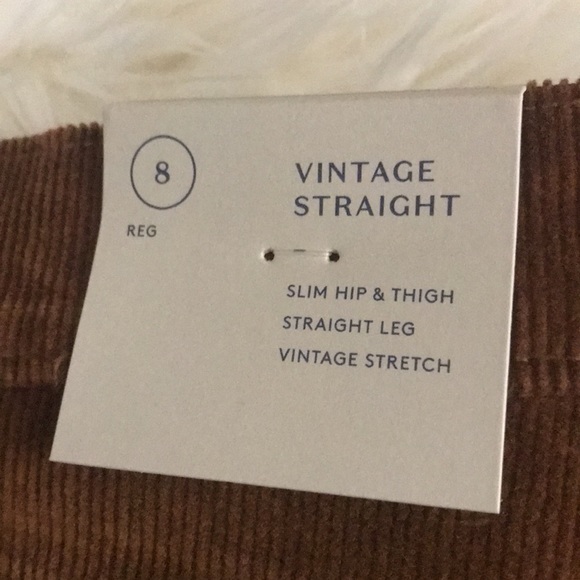 🆕NWT *UNIVERSAL THREAD BROWN VINTAGE STRAIGHT CORDUROY JEANS SIZE 8 REG - Picture 3 of 5